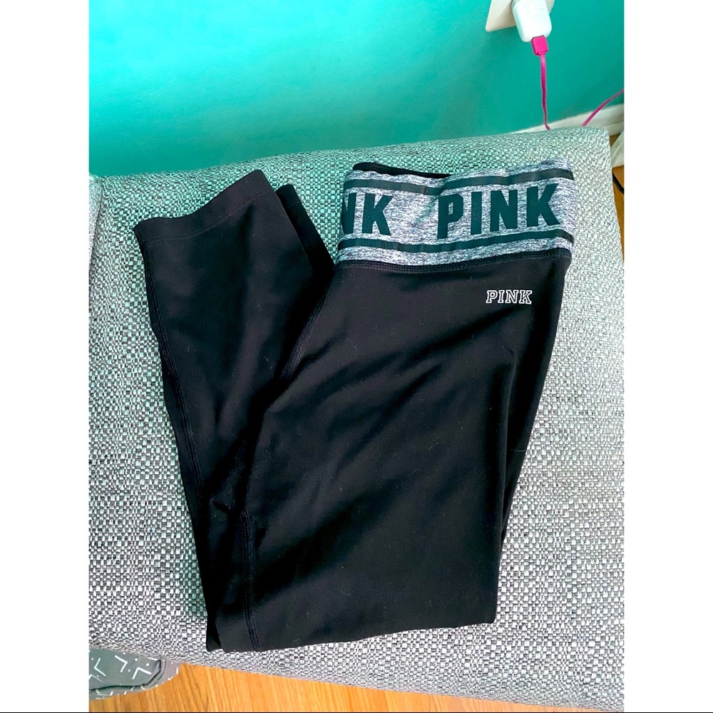 VS PINK Reversible Crop Leggings